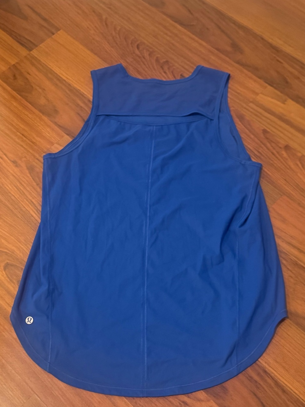 Lululemon Sculpt Tank Cobalt Beach Ball Blue Size 12 Athleta Fabletics Vuori